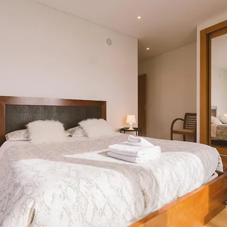 דירה Best 42 - Charming And Central Apartament פניש