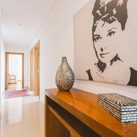 Best 42 - Charming And Central Apartament