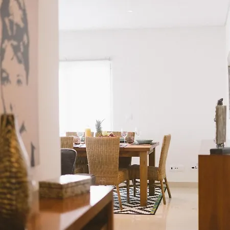 דירה Best 42 - Charming And Central Apartament