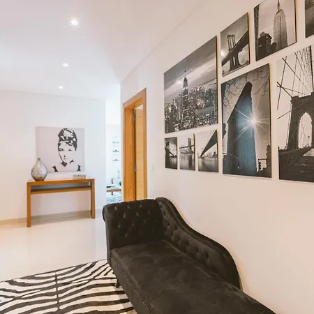 דירה Best 42 - Charming And Central Apartament פניש
